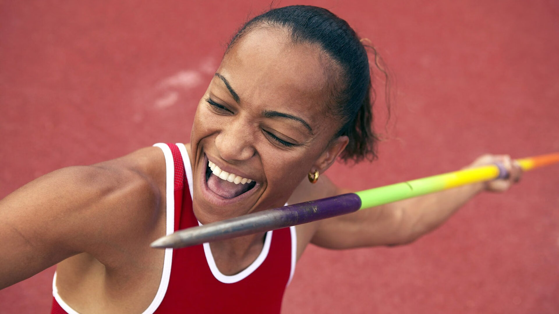 _水上漂流：在河流溪谷中进行的极限挑战_，水上漂流运动满足的条件